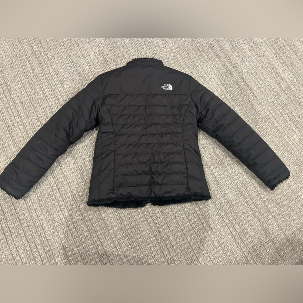 The North Face Girls Black reversible Jacket - Picture 2 of 4